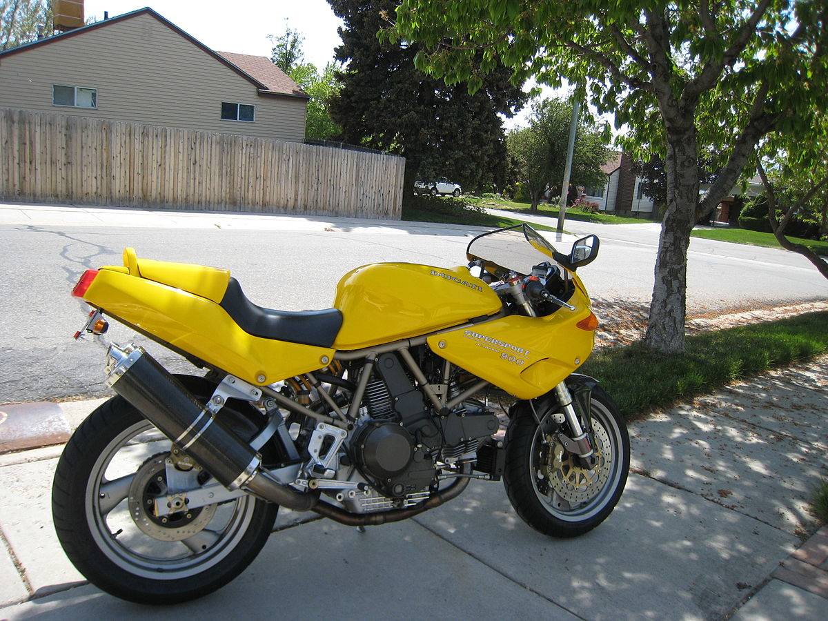 Ducati SuperSport 900 (1998–2000) Review – 2Wheels Hero