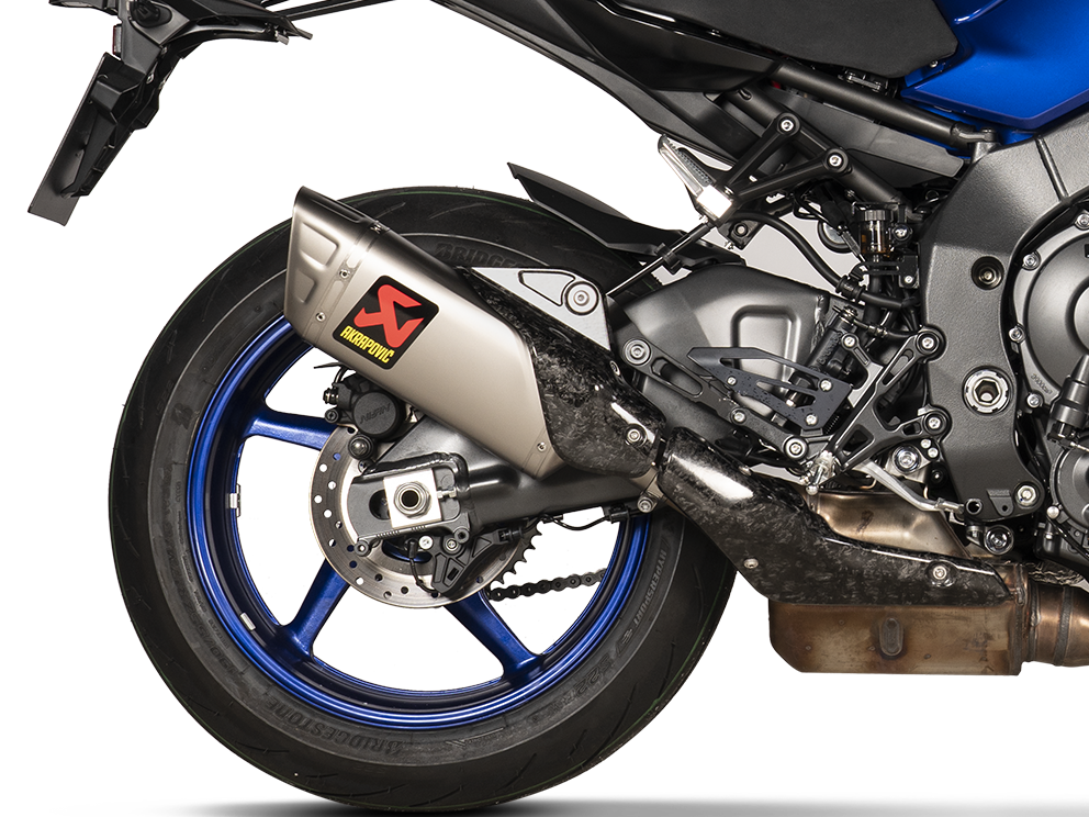 AKRAPOVIC Yamaha MT-10 / FZ-10 Heat Shield (carbon) – 2Wheels Hero