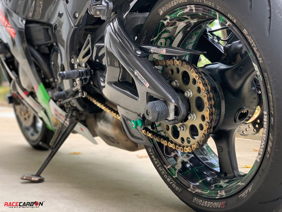 CARBON2RACE Kawasaki ZX-10R (2011+) Carbon Chain Cover – 2Wheels Hero