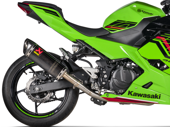 AKRAPOVIC S-K4SO6-APC Kawasaki Ninja 400 (2024+) Slip-on Exhaust (carbon)