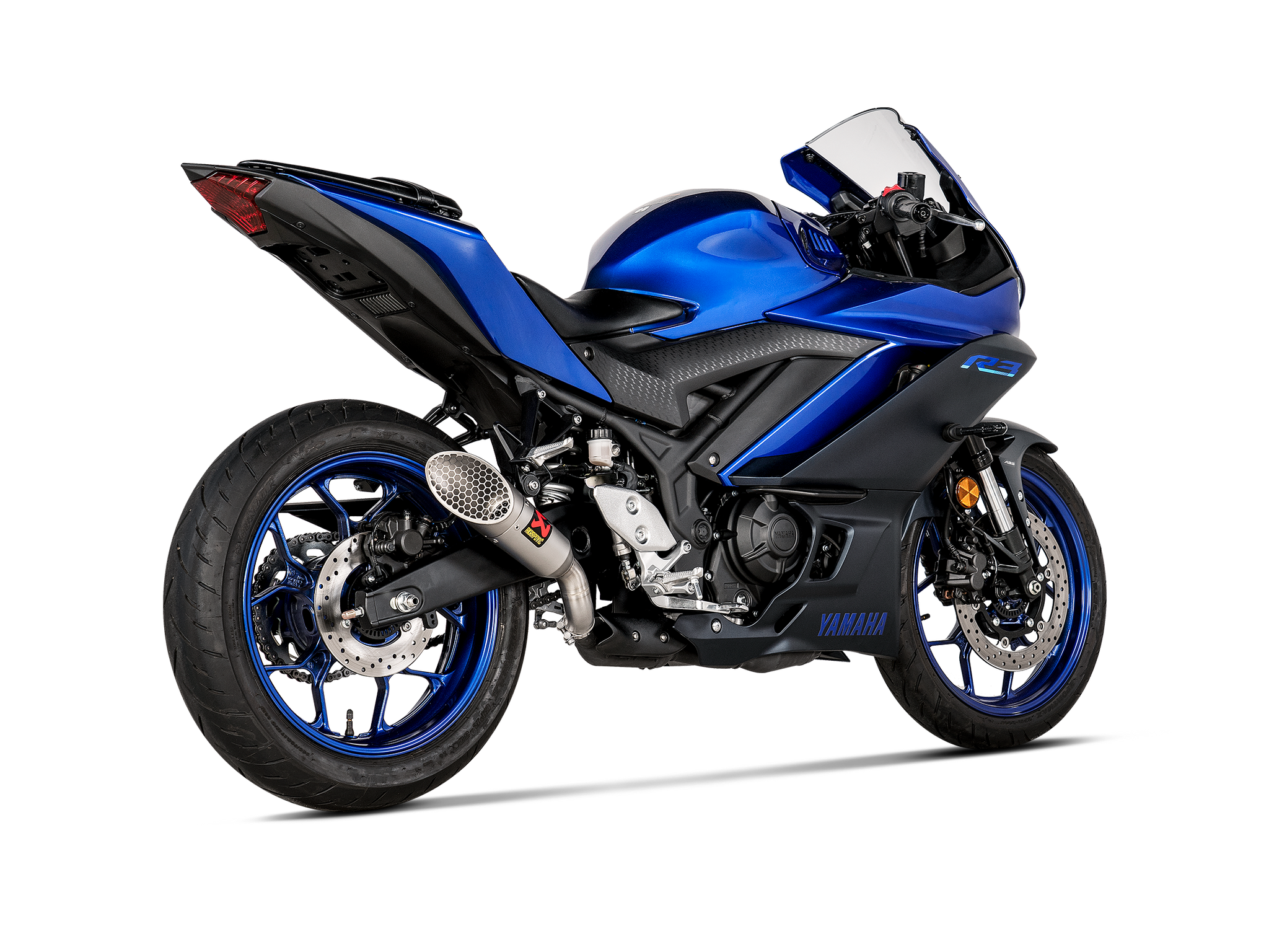 AKRAPOVIC Yamaha YZF-R3 (2025+) Slip-On Exhaust (SS) – 2Wheels Hero