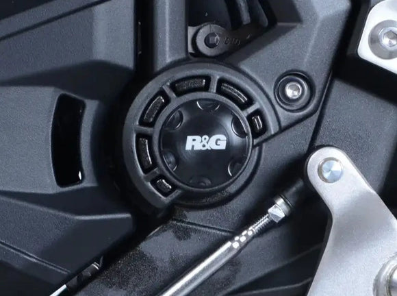 FI0129 - R&G RACING Kawasaki Z650 / Ninja 650 / Z650RS Lower Frame Plug (right side)