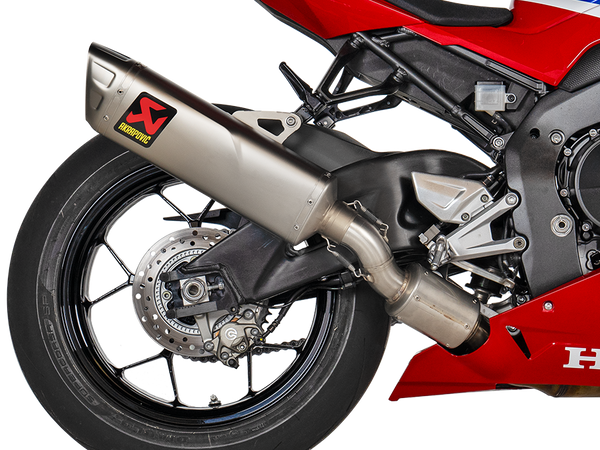 AKRAPOVIC Honda CBR1000RR-R Slip-On Exhaust Track Day (titanium