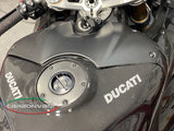 CARBONVANI Ducati Panigale V4 (2022+) Carbon Tank Battery Cover