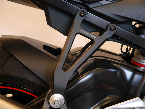 EVOTECH BMW S1000R Exhaust Hanger & Blanking Plate Kit – Accessories in the 2WheelsHero Motorcycle Aftermarket Accessories and Parts Online Shop