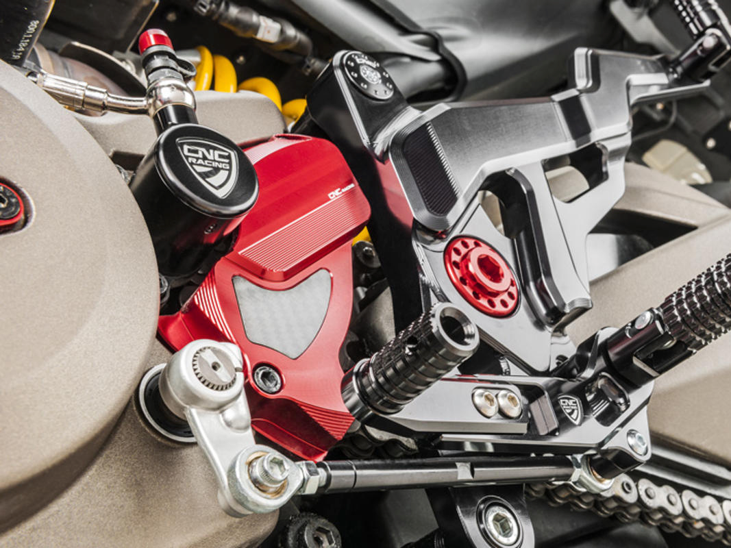 CNC RACING Ducati Panigale Clutch Slave Cylinder (Ø 30 mm) – Two Wheels Hero