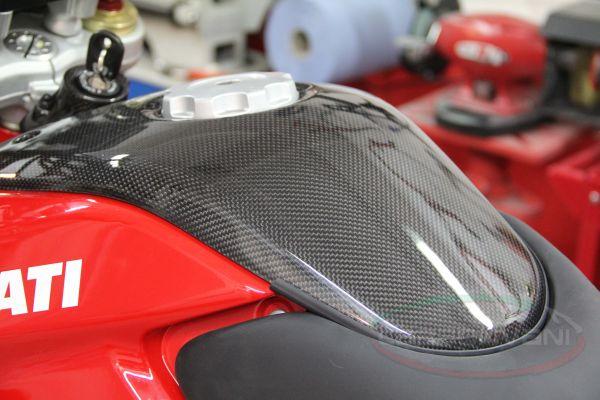 CARBONVANI Ducati Hypermotard 1100 (07/12) Carbon Fuel Tank Cover