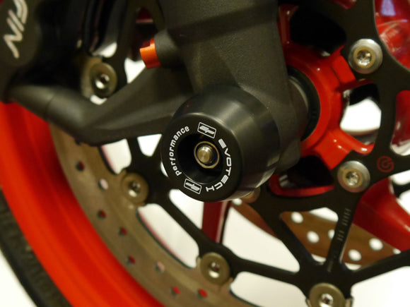 EVOTECH Triumph Daytona / Street Triple (2007+) Front Wheel Sliders – Accessories in the 2WheelsHero Motorcycle Aftermarket Accessories and Parts Online Shop