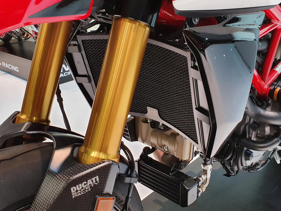RA012 - CNC RACING Ducati Monster / SuperSport Radiator Guard