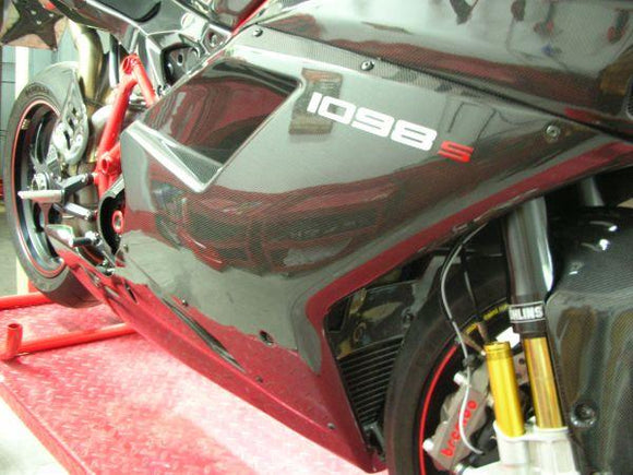 CARBONVANI Ducati Superbike 1098 / 1198 / 848 Carbon Side Fairing Panel (right)