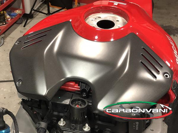 CARBONVANI Ducati Panigale V4 (18/21) Carbon Tank Battery Cover (DP version)